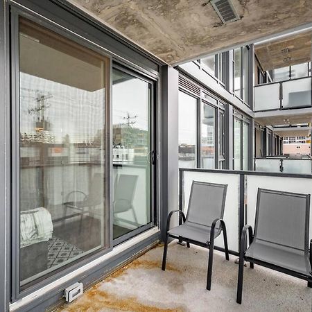 Апартаменты Chic 1Br Kensington Unit W/Parking Калгари Экстерьер фото