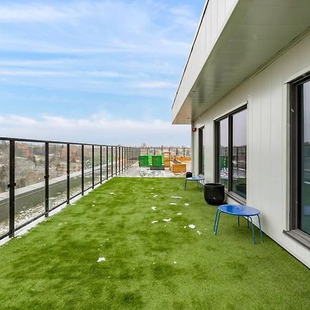 Апартаменты Chic 1Br Kensington Unit W/Parking Калгари Экстерьер фото