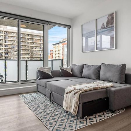Апартаменты Chic 1Br Kensington Unit W/Parking Калгари Экстерьер фото